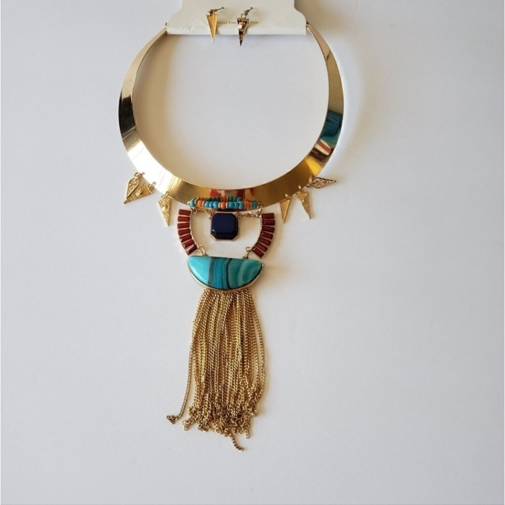 Fashion Jewelry Shocker Necklace Color Gold Tribal‎